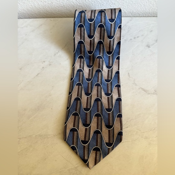 PIERRE BALMAIN Men's Tie - Picture 1 of 5